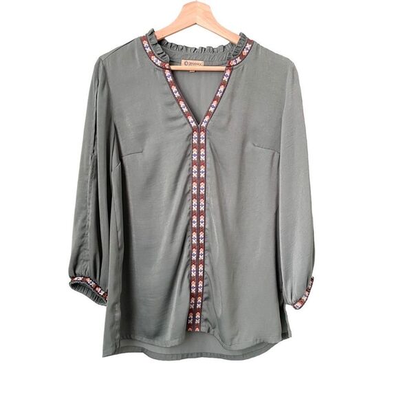 Democracy Long Sleeve Top in Sage Green Size Small - Picture 1 of 8